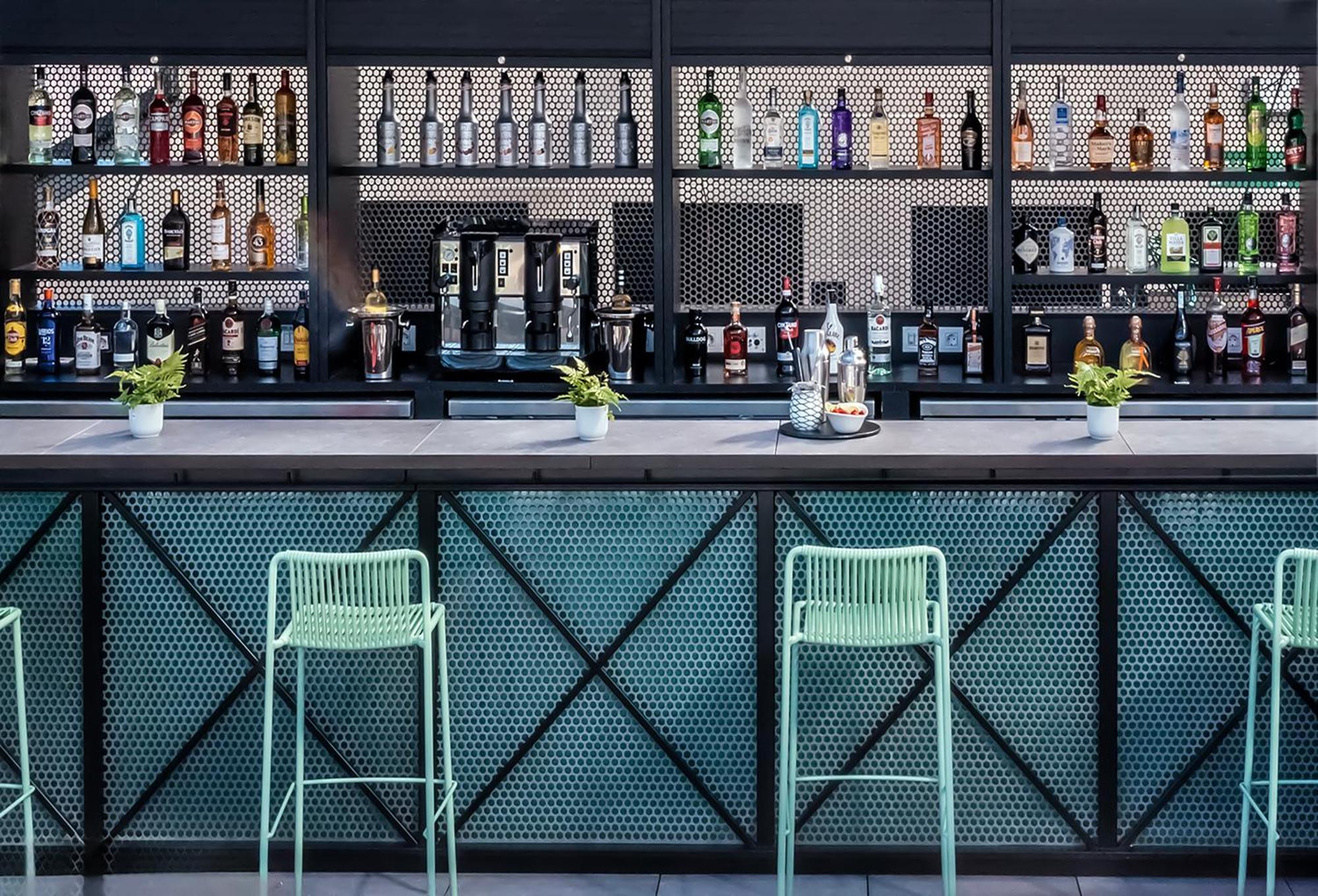 Axel Hotel Bilbao - Adults Only Esterno foto