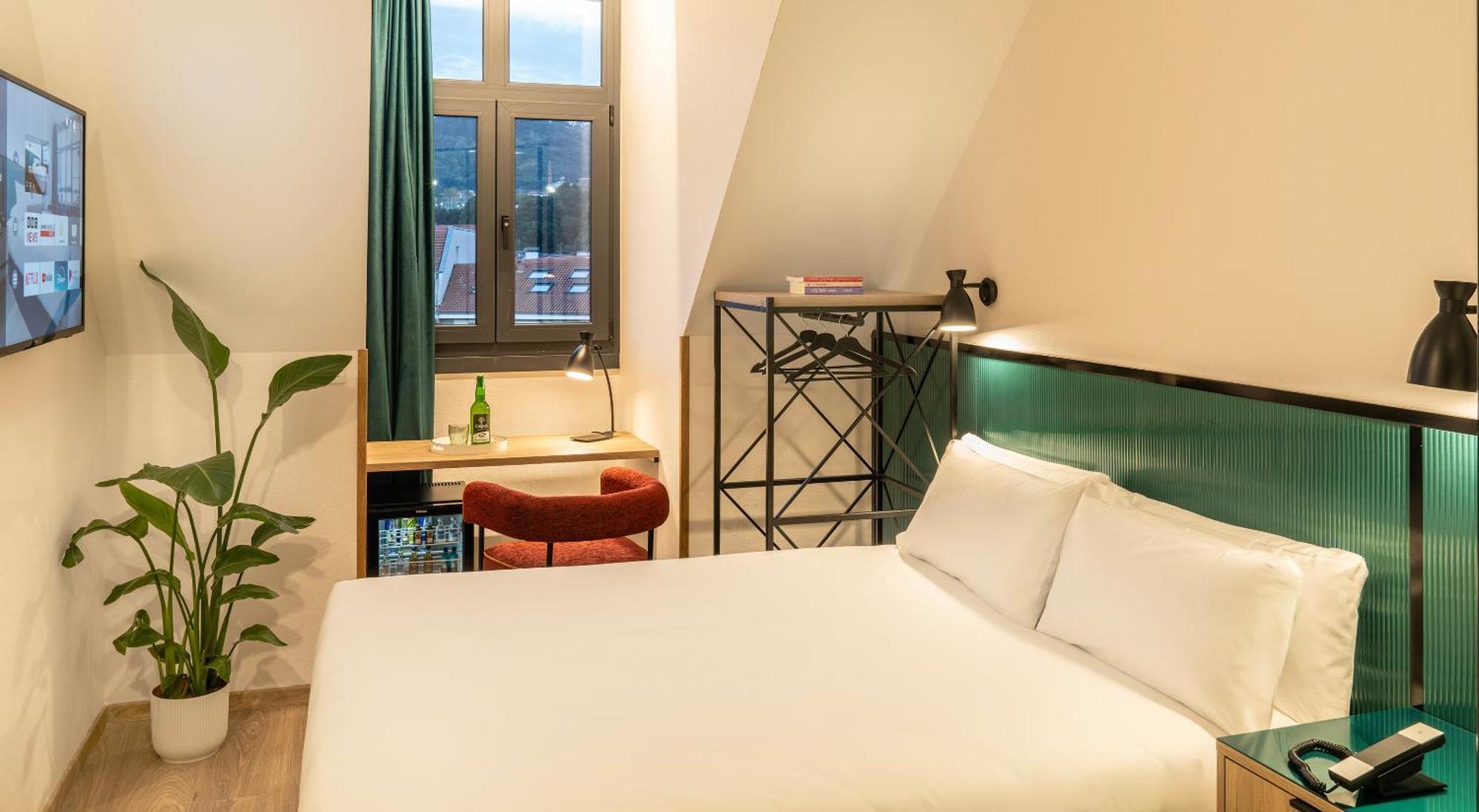 Axel Hotel Bilbao - Adults Only Esterno foto